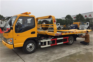 霍城哪里有拖车服务